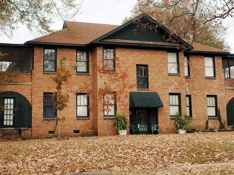 Olive Street 4 Plex built in 1929