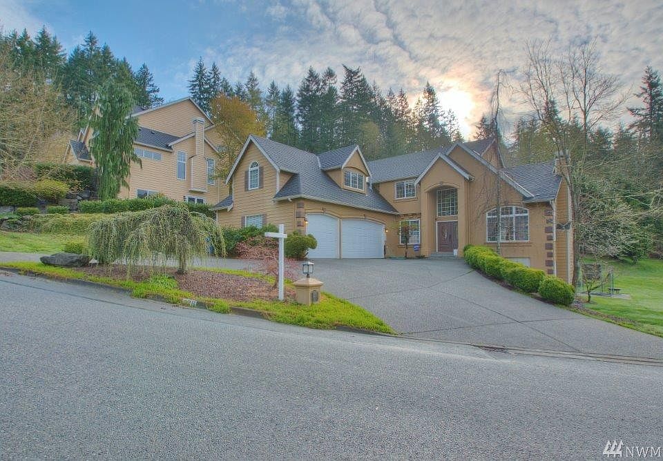 1st image of 9928 171st Ave SE