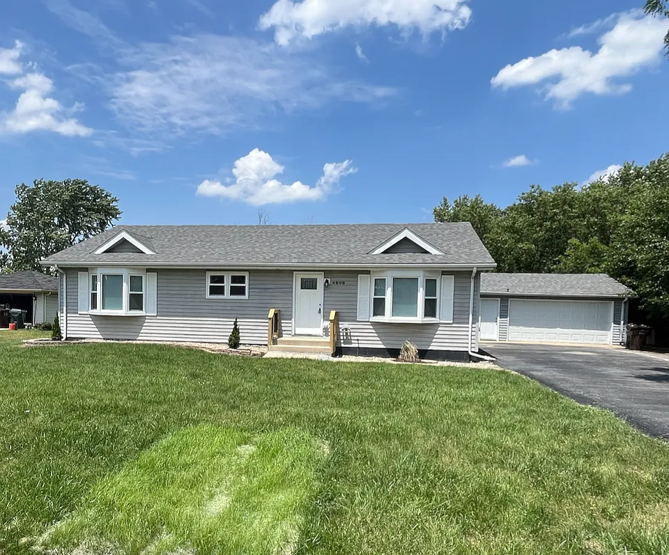 4808 Sunset Ln photo 1