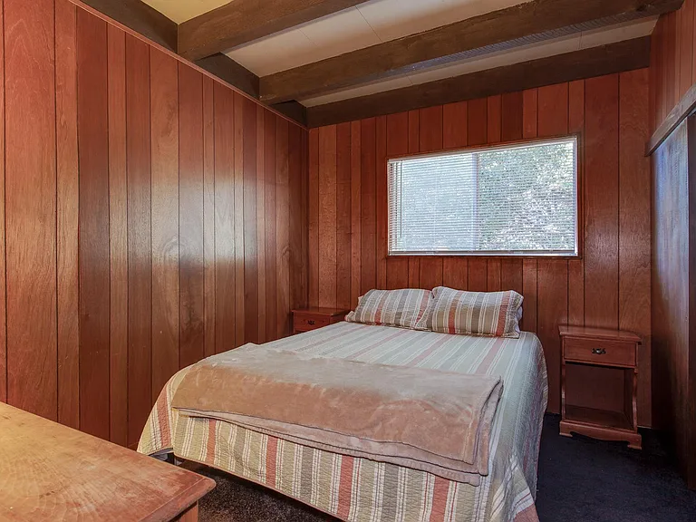 446 Delle Dr — Photo 7