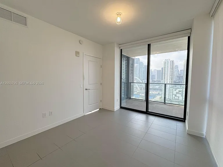 1600 NE 1st Ave #1110 — Photo 7