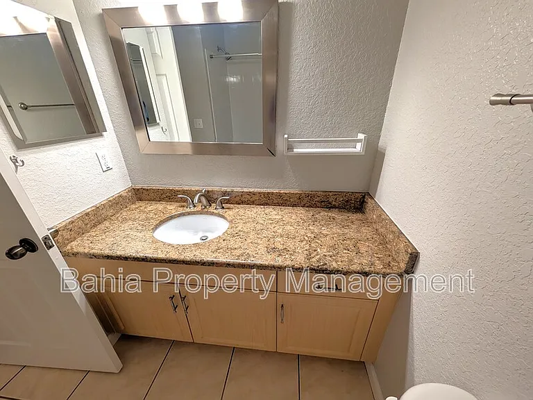 6212 Ashbury Palms Dr — Photo 25