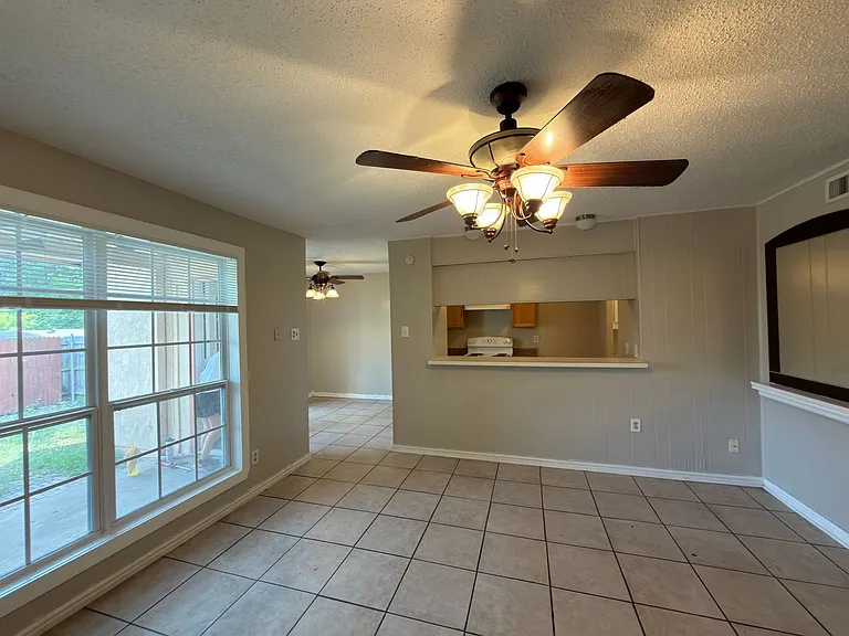 358 Valley Park Dr — Photo 10