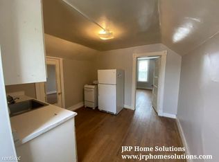 704 Webb St, Jackson, MI 49202