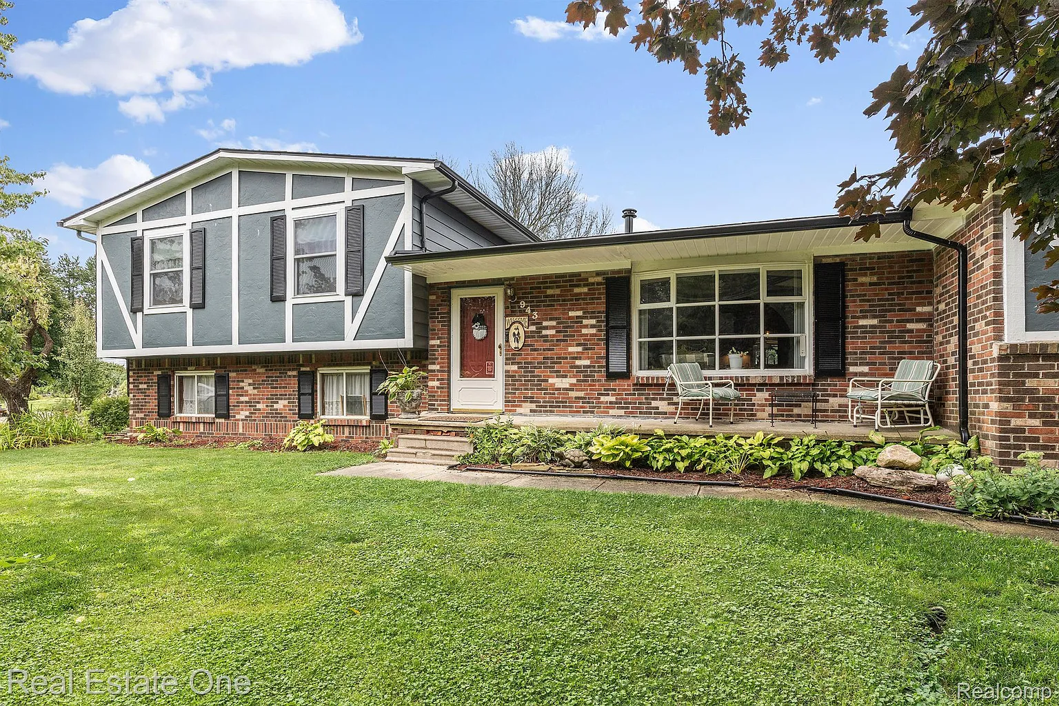 943 Del Sher Dr photo 1