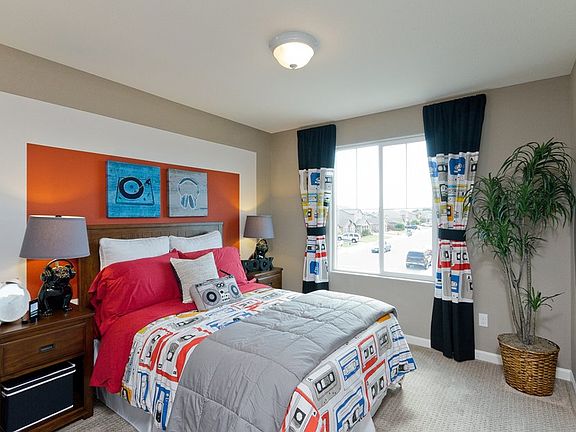 Bedroom 2 (*photo from a similar community)