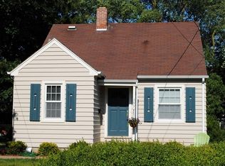 393 S Lake St, Grayslake, IL