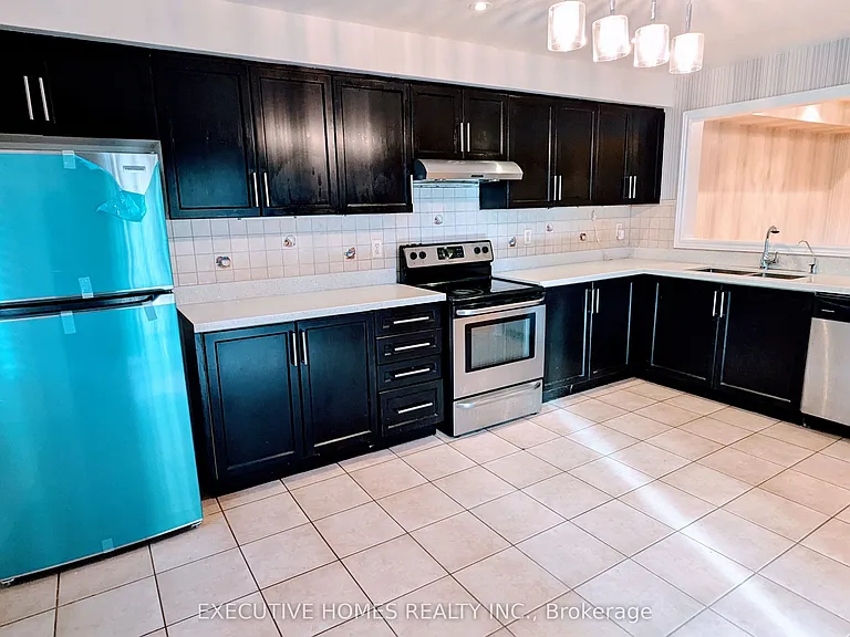 3883 Manatee Way — Photo 10