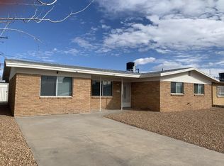 7105 Pear Tree Ln, El Paso, TX 79915