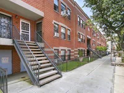 78 Erasmus St APT 1A, Brooklyn, NY, 11226