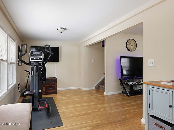 5th image of 83 Bayside Parkway