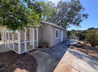 28205 Mountain Meadow Rd, Escondido, CA 92026