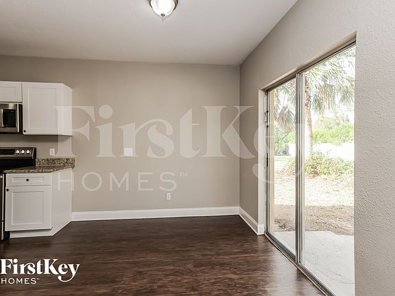 4th image of 1553 S Cranberry Blvd