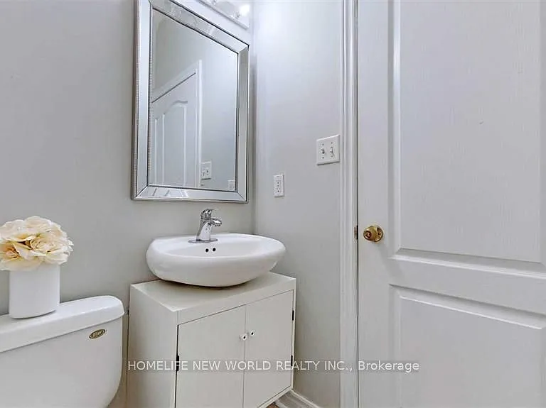 52 Mantle Ave — Photo 22