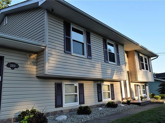 2nd image of 2373 Oak Trace Dr
