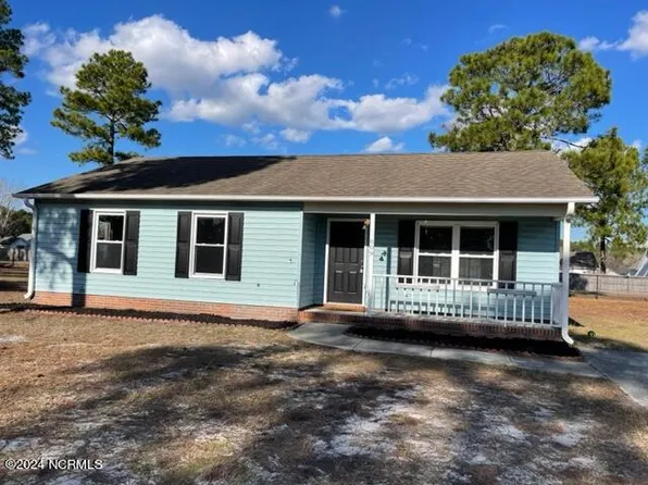 609 Governors Road, Wilmington, NC 28411
