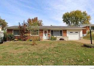 2512 Charann St, Saint Charles, MO 63301