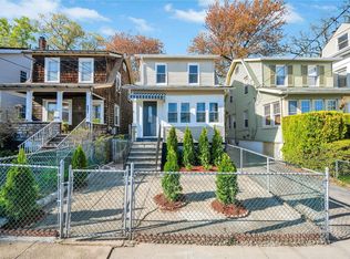 2121 Garrett Pl, Bronx, NY 10466