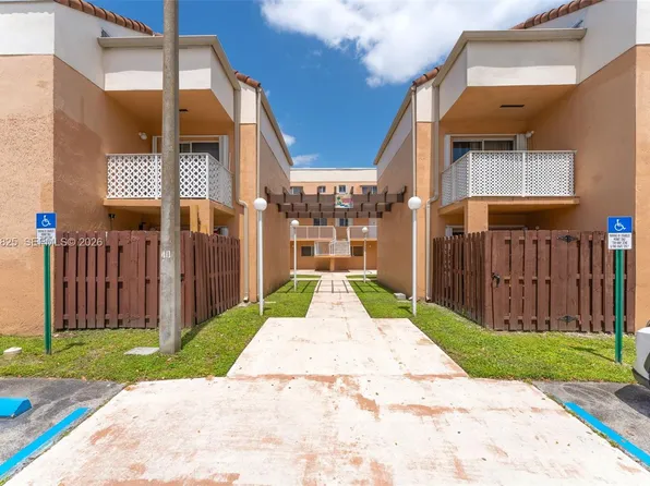14907 SW 80th St APT 115, Miami, FL 33193
