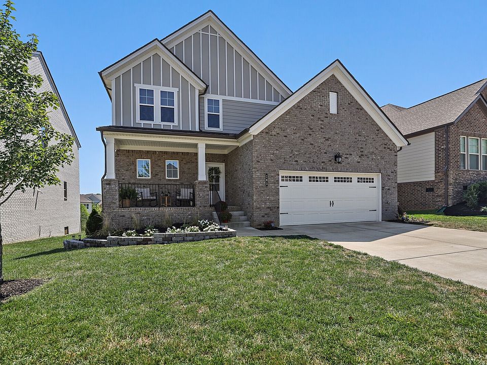 1st image of 205 Woodhall Ct