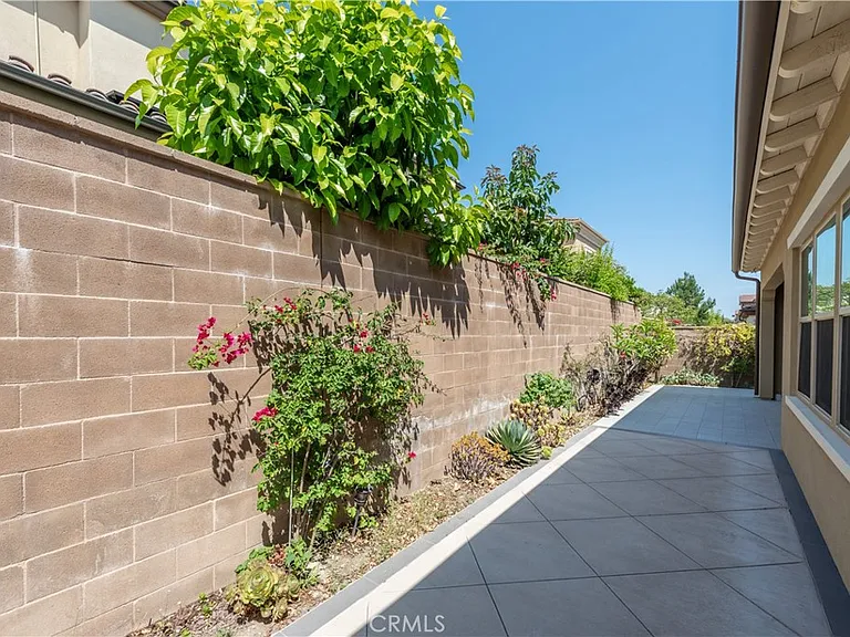 59 Walden — Photo 14