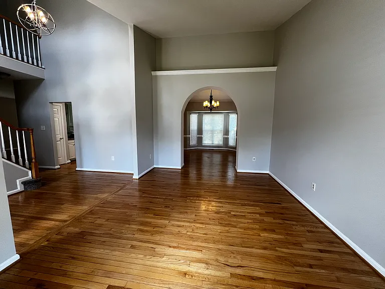 21379 Fultonham Cir — Photo 4