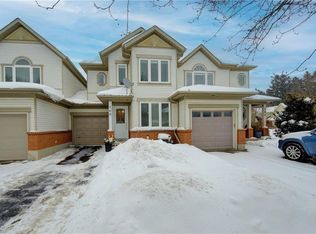 160 Shadow Wood Ct, Waterloo, ON N2K 3W4