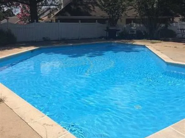 839 Harbor Bend Dr #1, Brandon, MS 39047