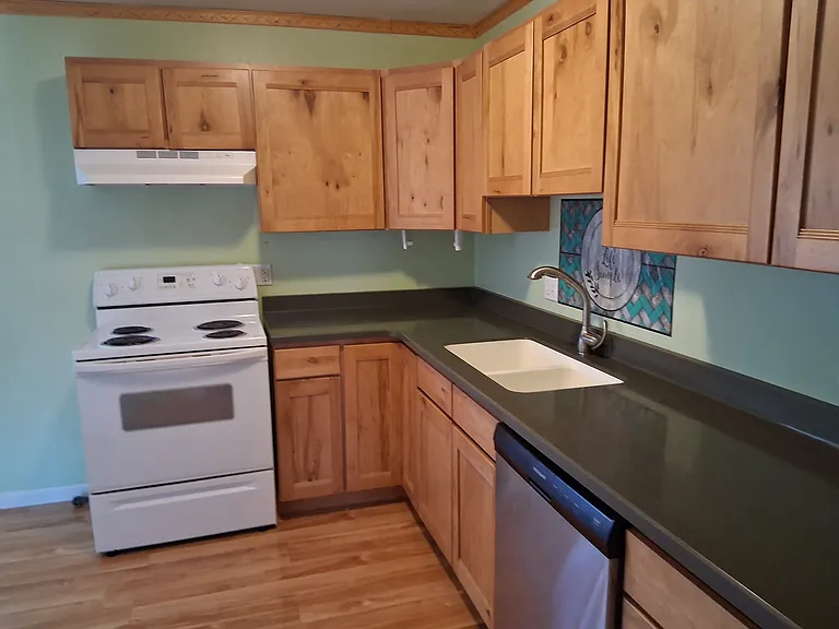 3809 Azalea St — Photo 6
