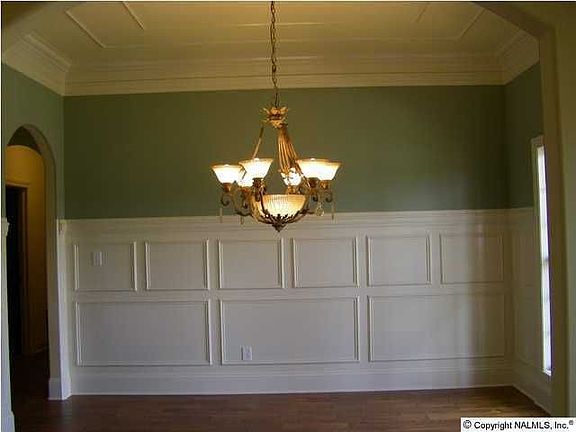3rd image of 107 S Gracie Ln