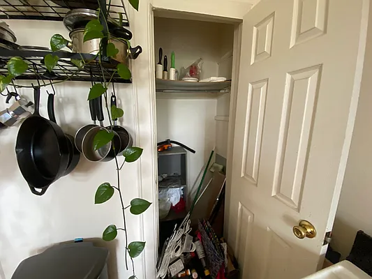 Rented by Zjama Realty Corp | media 5