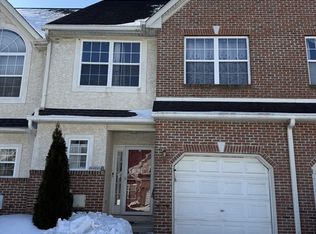 15 Forest Gate Ln, Wilmington, DE 19810