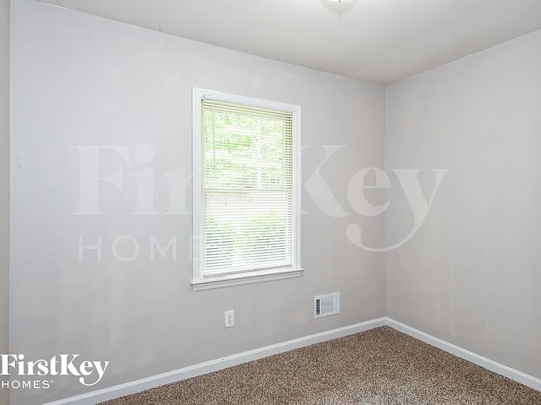 155 Sweetwater Creek Cv — Photo 12