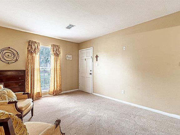 3rd image of 1312 Orange Ave