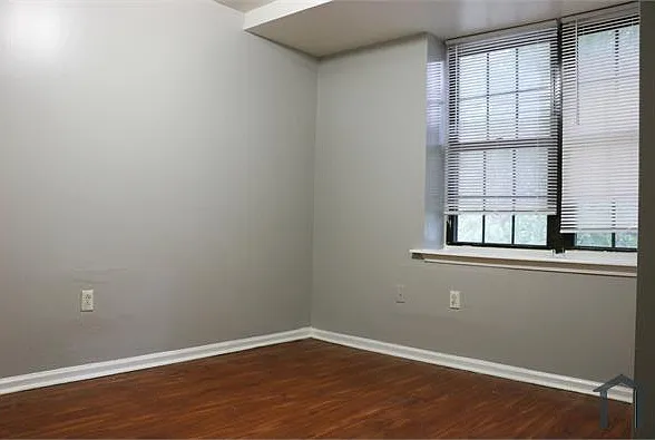 1 bed, $846 — Photo 2