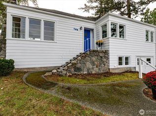 105 NE 3rd St, Coupeville, WA