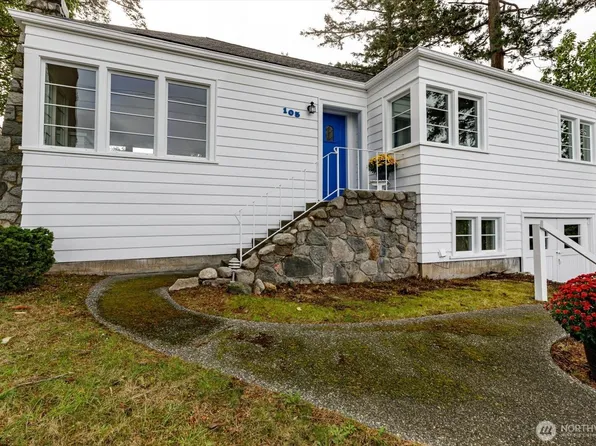 105 NE 3rd Street, Coupeville, WA 98239