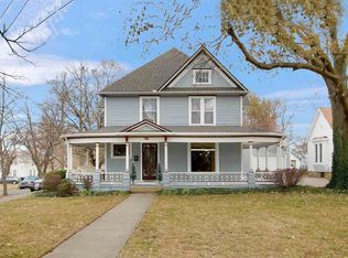 228 W 8th St, Newton, KS 67114
