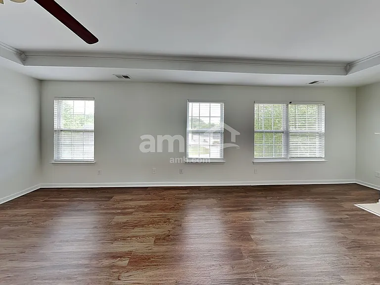 7009 Pine Cone Ln — Photo 11