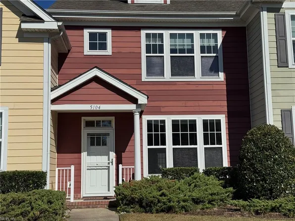 5104 Lombard St, Chesapeake, VA 23321