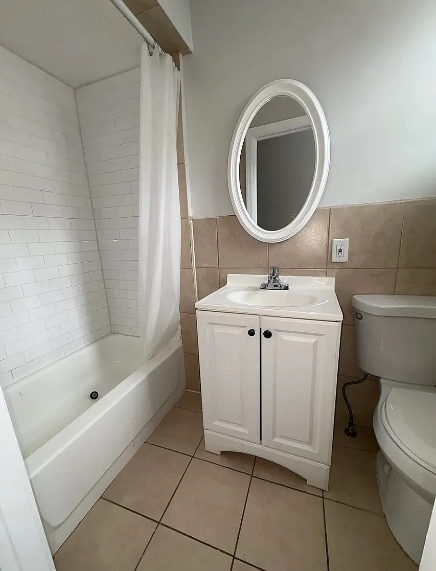 Studio, $1,400 — Photo 4