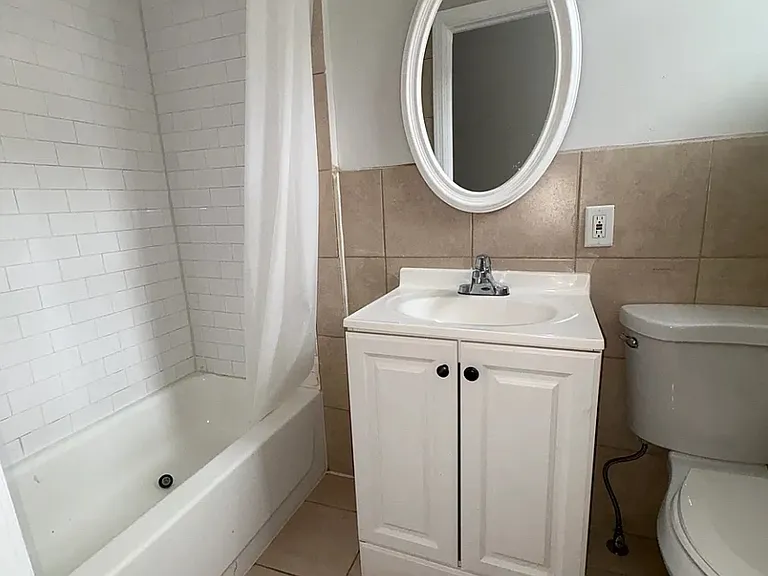 84 Market St #3 — Photo 4