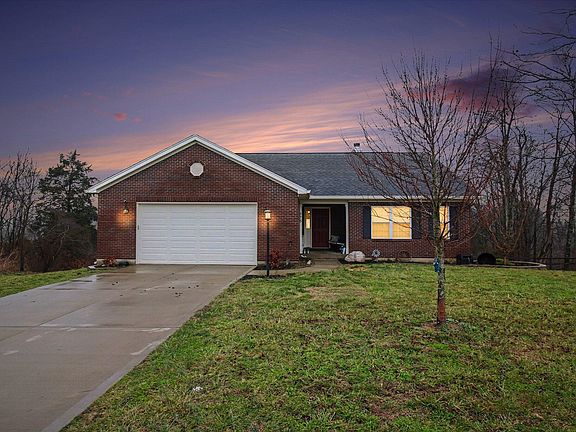 2nd image of 575 Claiborne Dr
