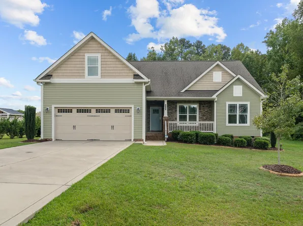 115 Squire St, Fuquay Varina, NC 27526