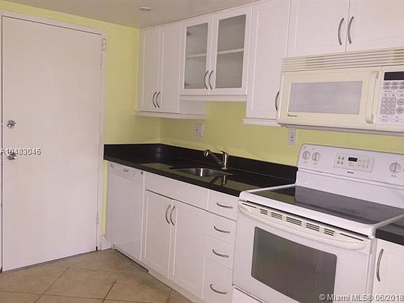 2nd image of 1700 NE 105th St APT 305