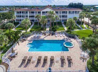 33 Comares Ave #104, Saint Augustine, FL 32084