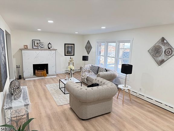 3rd image of 91 Germantown Rd