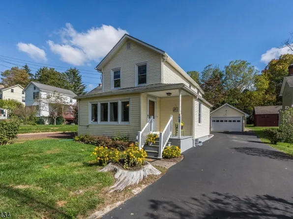 20 Mackenzie Rd, Hampton Boro, NJ 08827