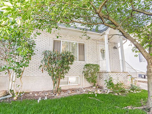 2nd image of 21 Sonia Ct
