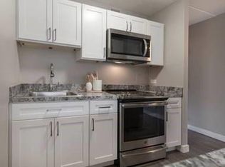 55 Village Way APT 602, Brookline, MA 02445